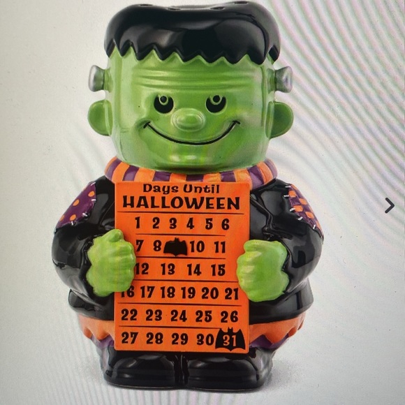 Countdown to Halloween new in the box - Picture 2 of 3